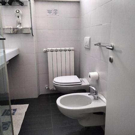 Mae'S Apartment مونتيروسّو ال ماري المظهر الخارجي الصورة